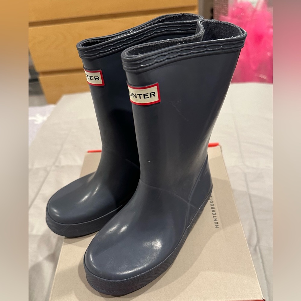 Hunter original kids rain boots, size 9